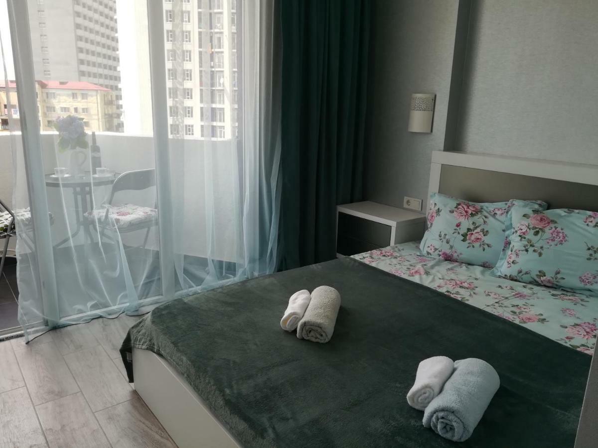 Apartament In Real Pealce In Batumi Exterior foto